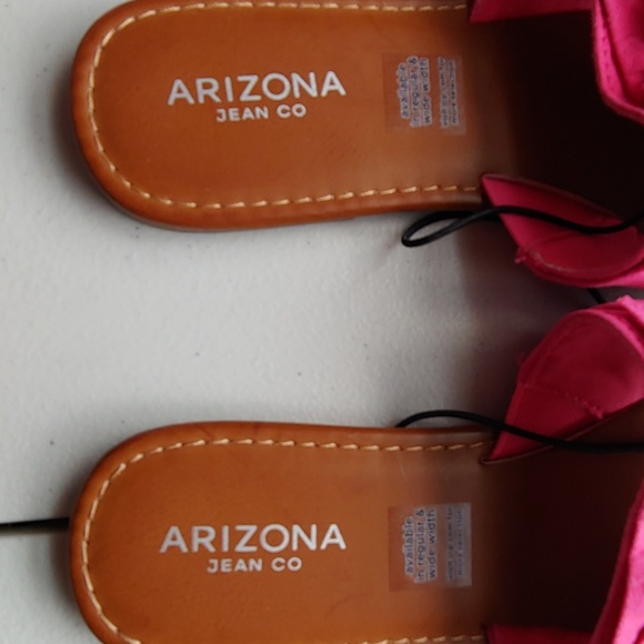 NWT!!! Pretty Arizona Jeans Gabi Pink Sandals!!! - Picture 3 of 7